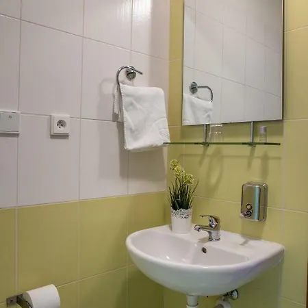 Kanarek Hotell