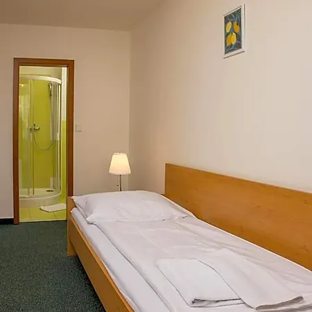 Kanarek Hotel Praag