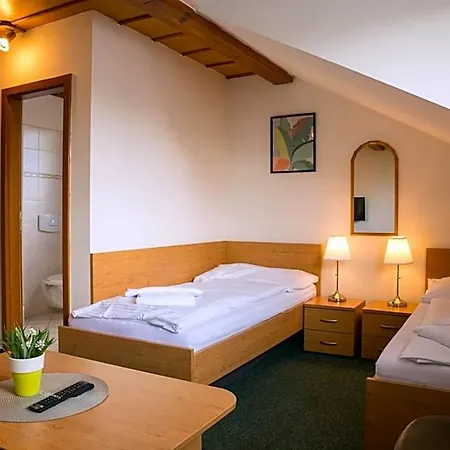 Kanarek 3* Praag