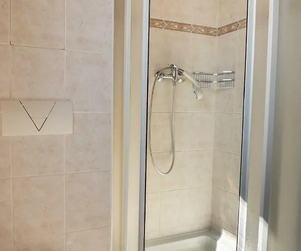 Kanarek Hotell Prag